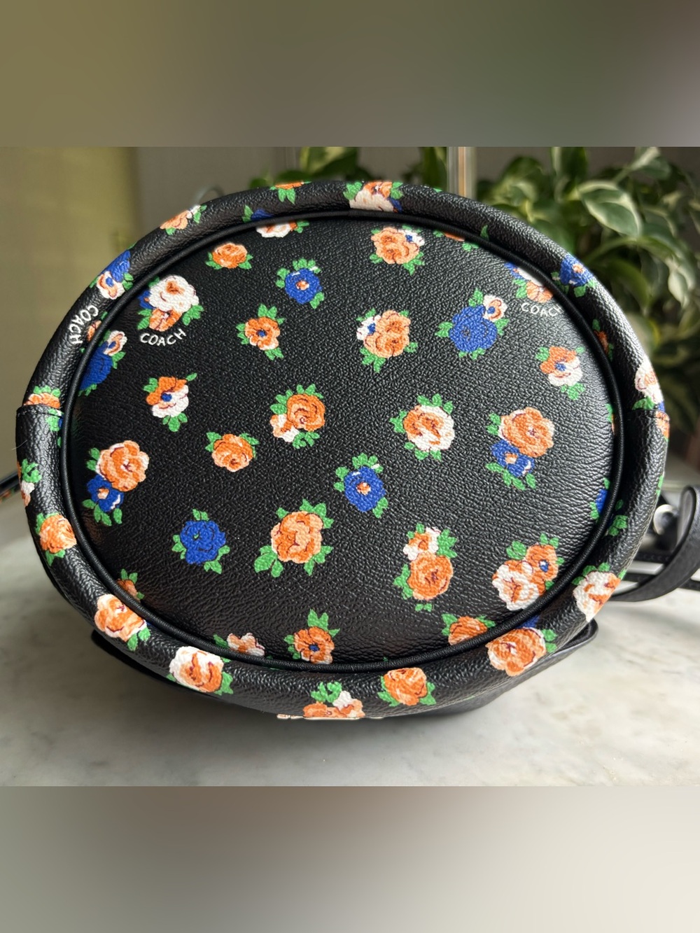 NWT Coach Limited Edition Petal Shoulder Bag with Matching Bag Charm - Picture 7 of 14